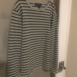 Gray and black long-sleeve t-shirt